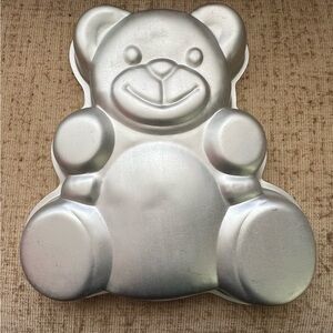 Wilton Bear Cake Pan